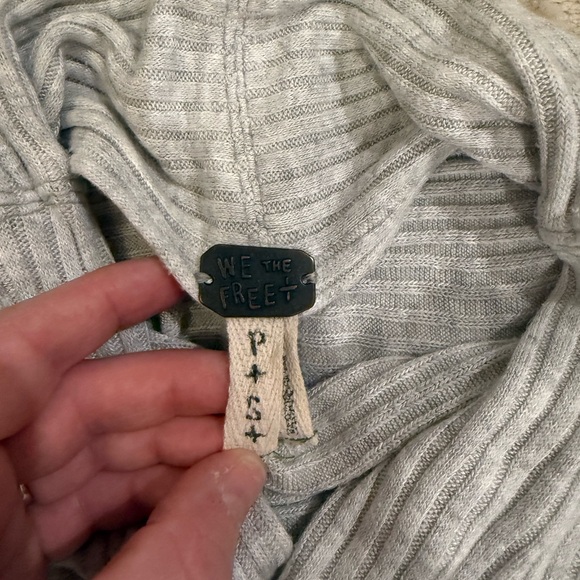 FP we the free open back distressed sweater size small - Picture 2 of 3